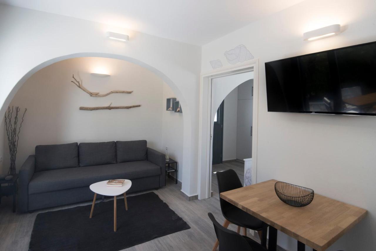 Villa White New 1Bd House With Private Jacuzzi In Isterni à Isterni  Extérieur photo